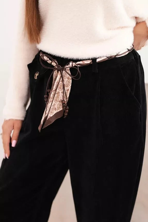 Moteriškos juodos spalvos kelnės Rica