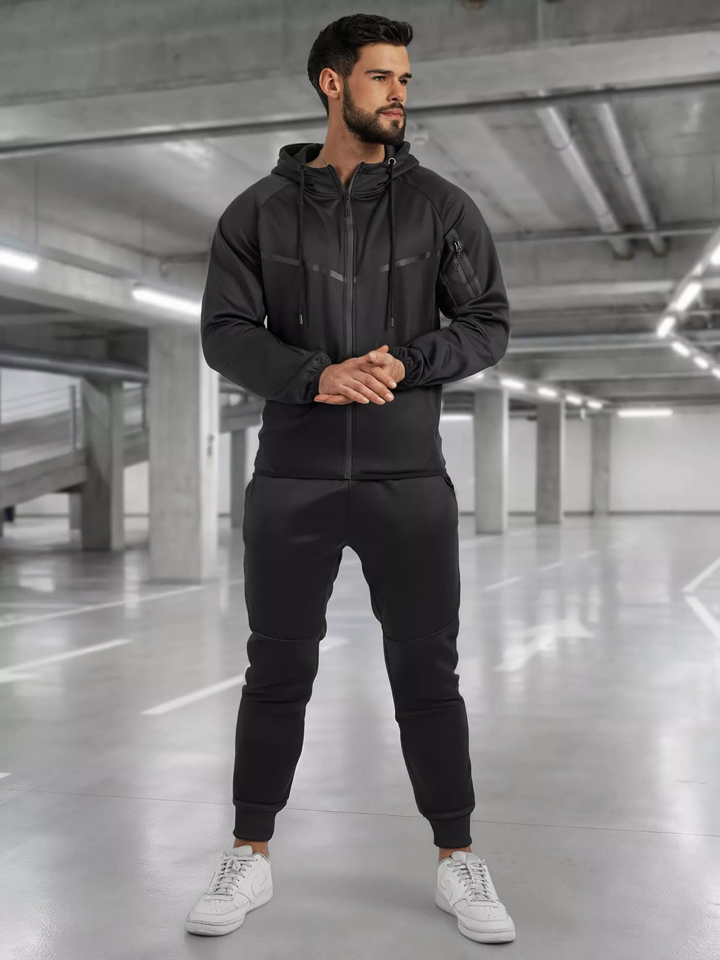 Juodas vyriškas komplektas Jake