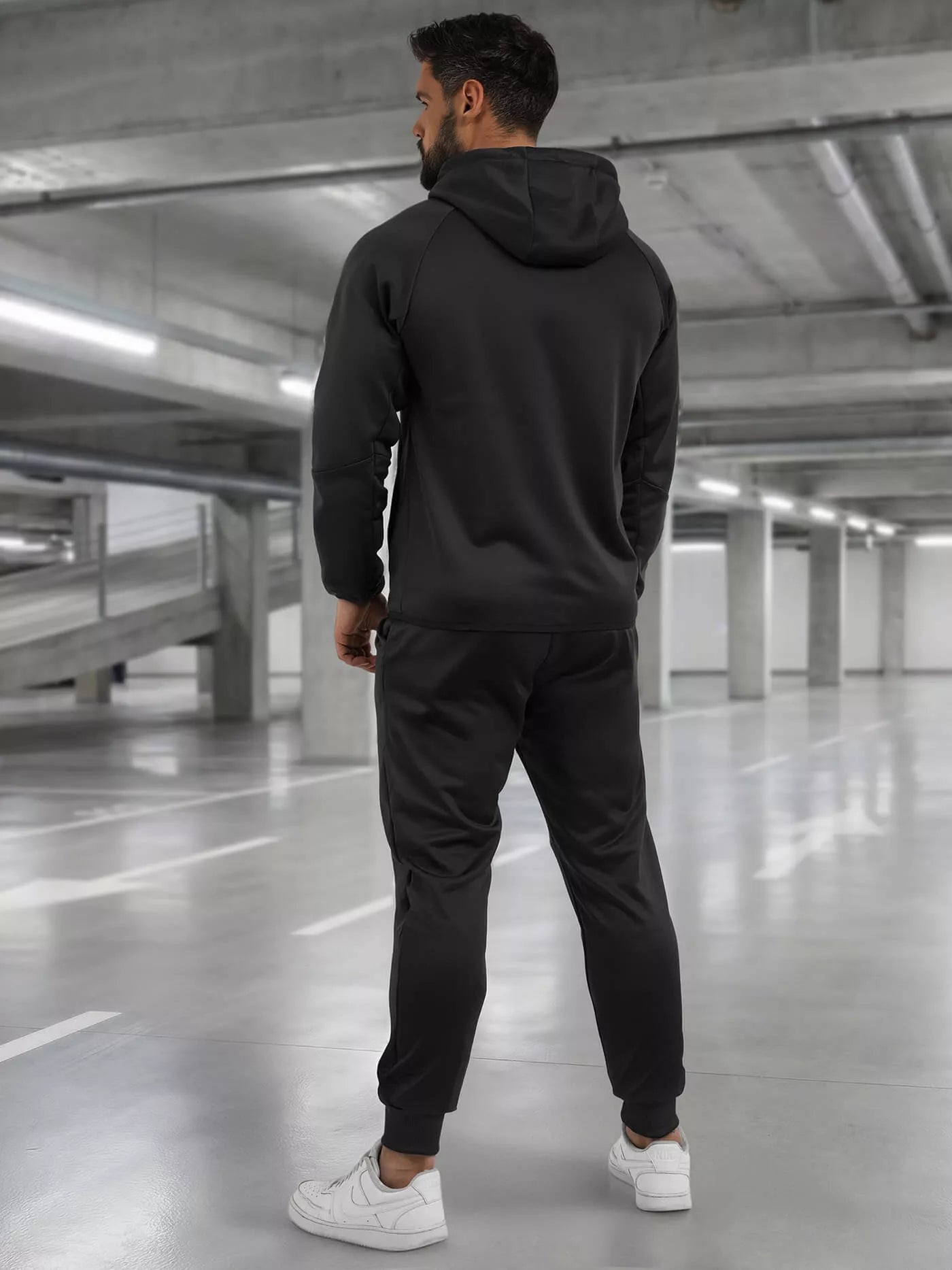 Juodas vyriškas komplektas Jake