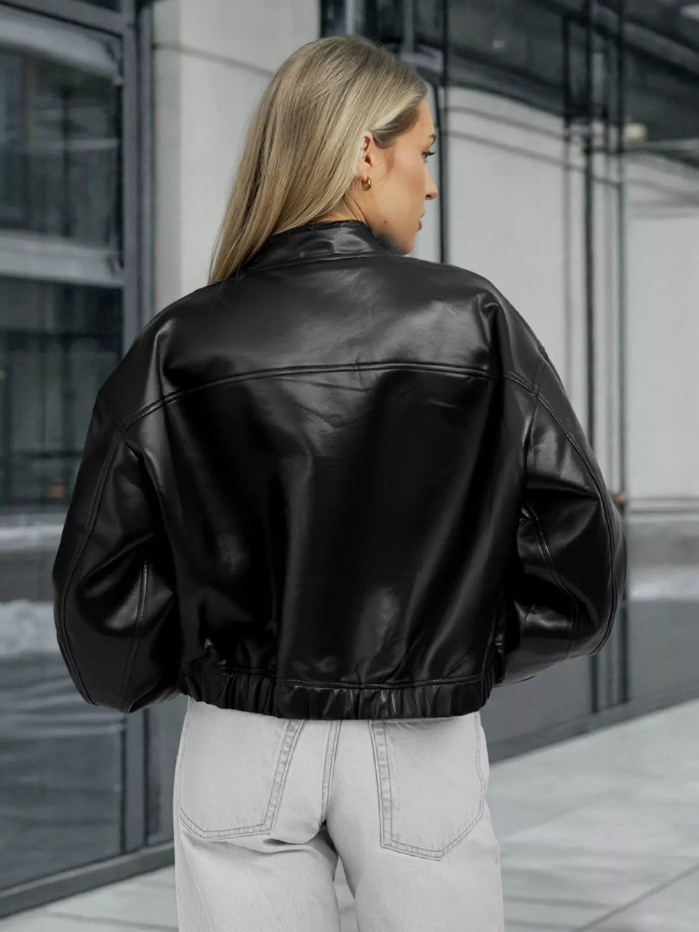 Moteriška juoda odinė striukė Ketrin