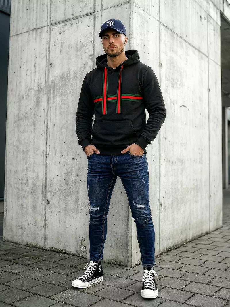 Vyriškas juodas džemperis su gobtuvu Glum