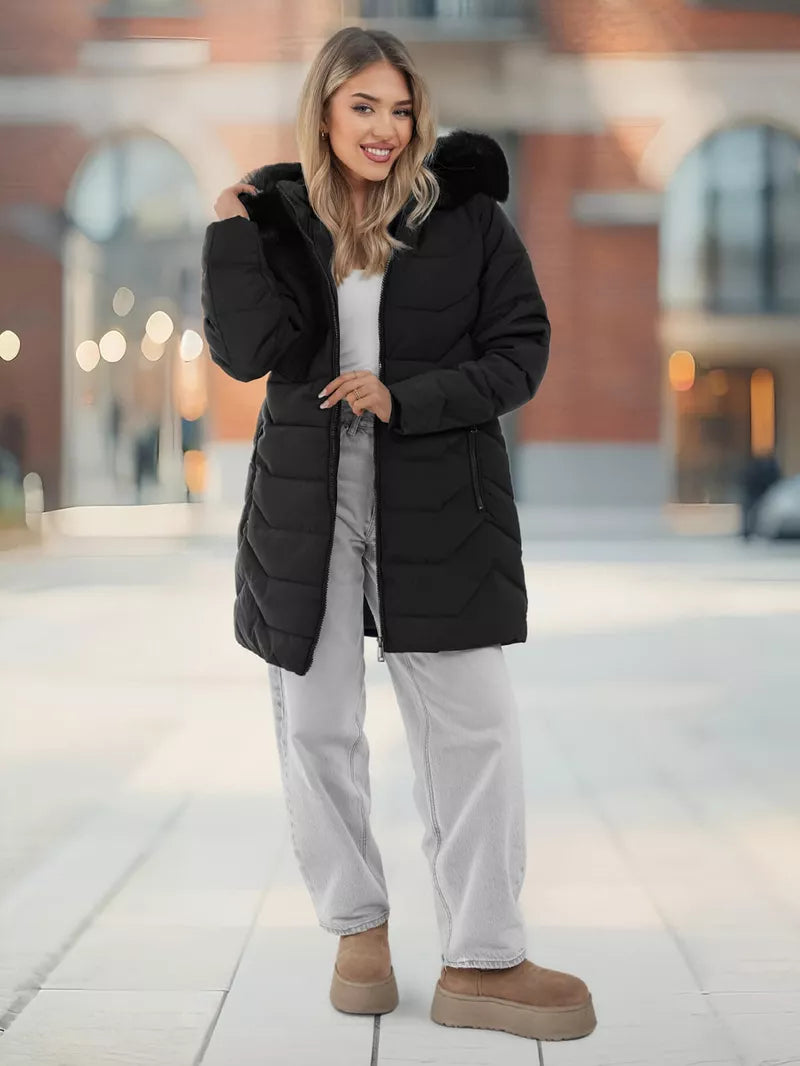 Juoda moteriška žieminė striukė Tamira