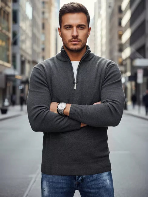 Vyriškas pilkas megztinis Monar