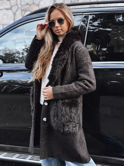 Moteriškas juodas paltas su kailiu Fiona