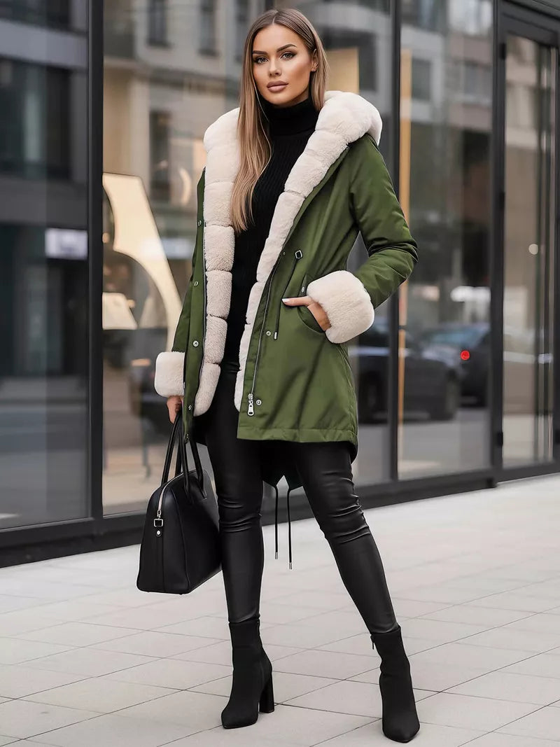 Žalia moteriška striukė Moly