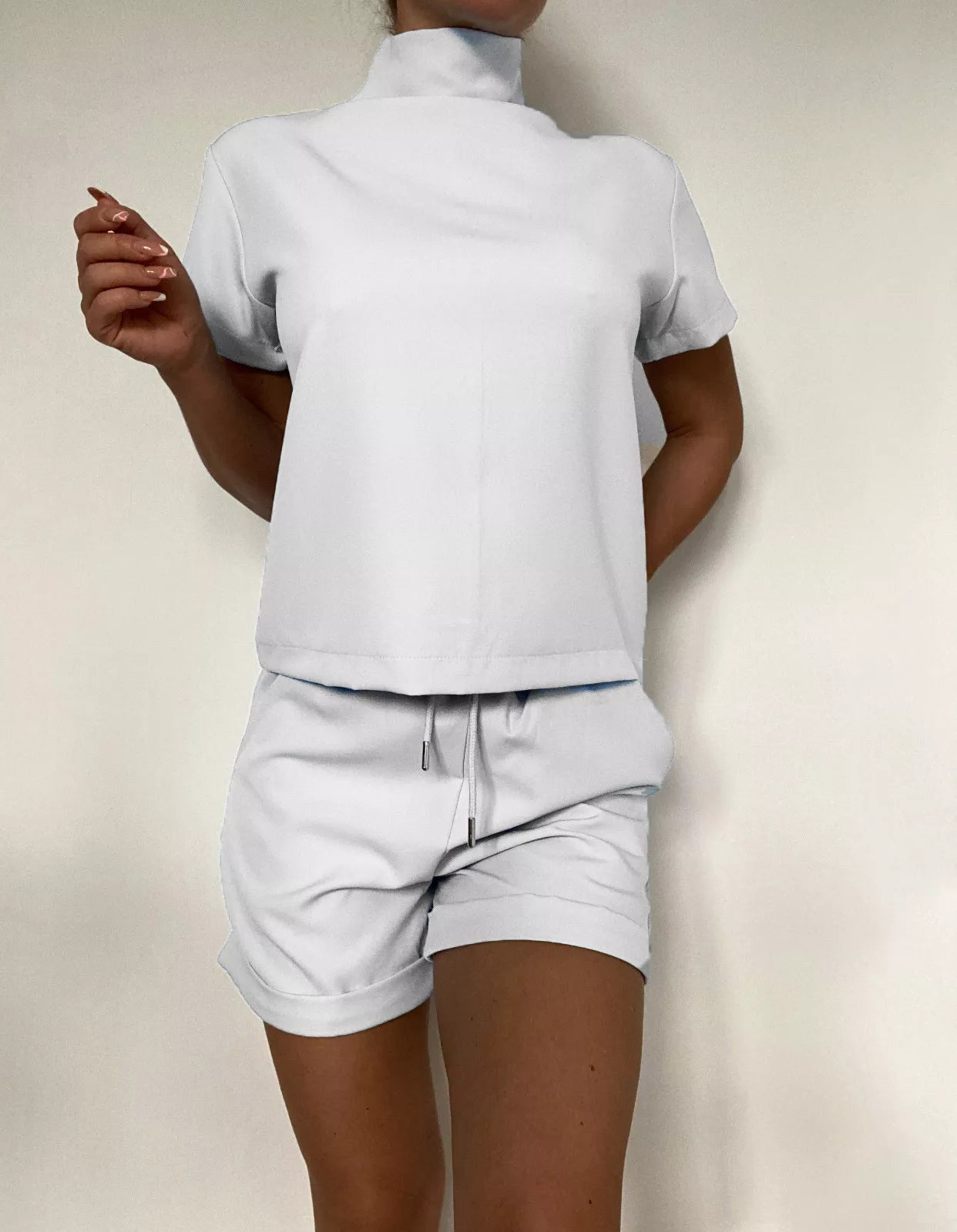 Baltas moteriškas komplektas Felicia