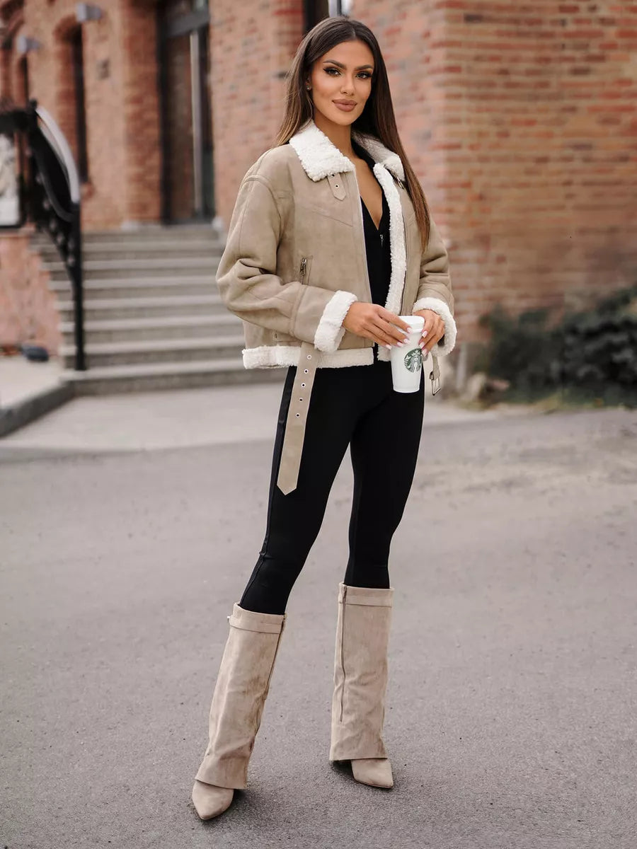 Rusva odinė striukė su baltu kaliuku Camila