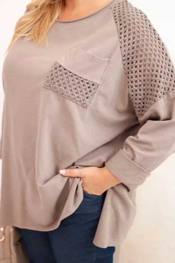 Moteriškas tamsiai rusvas megztinis su raštu Stelo