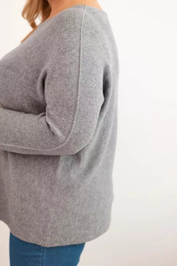 Moteriškas pilkas megztinis Minos