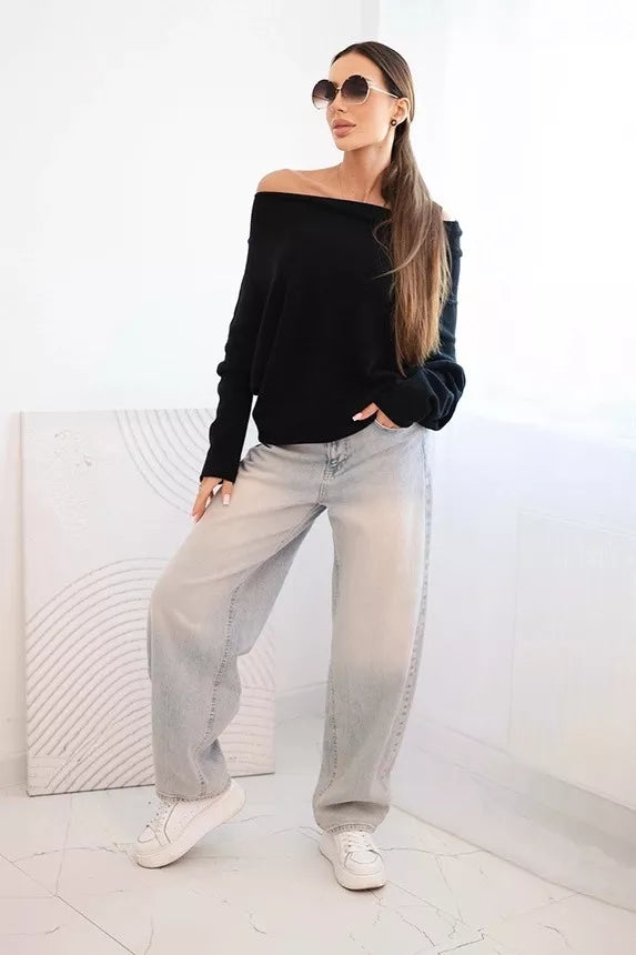 Moteriškas juodas megztinis Anit