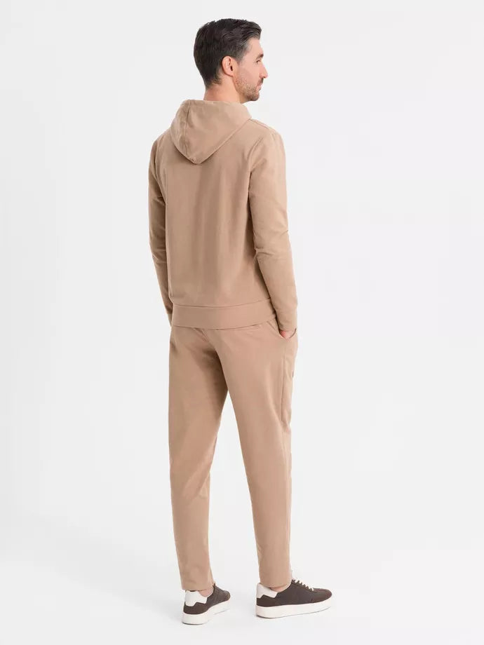 Vyriškas šviesiai rudos spalvos laisvalaikio komplektas Denat