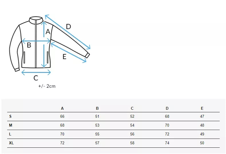 Striukė su kailiniu gobtuvu Model