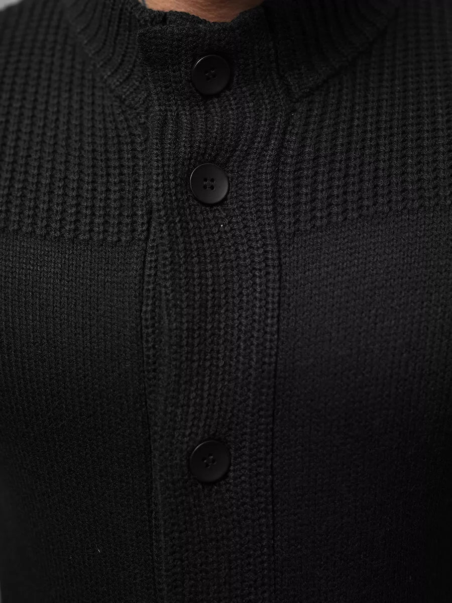 Juodos spalvos megztinis Artir