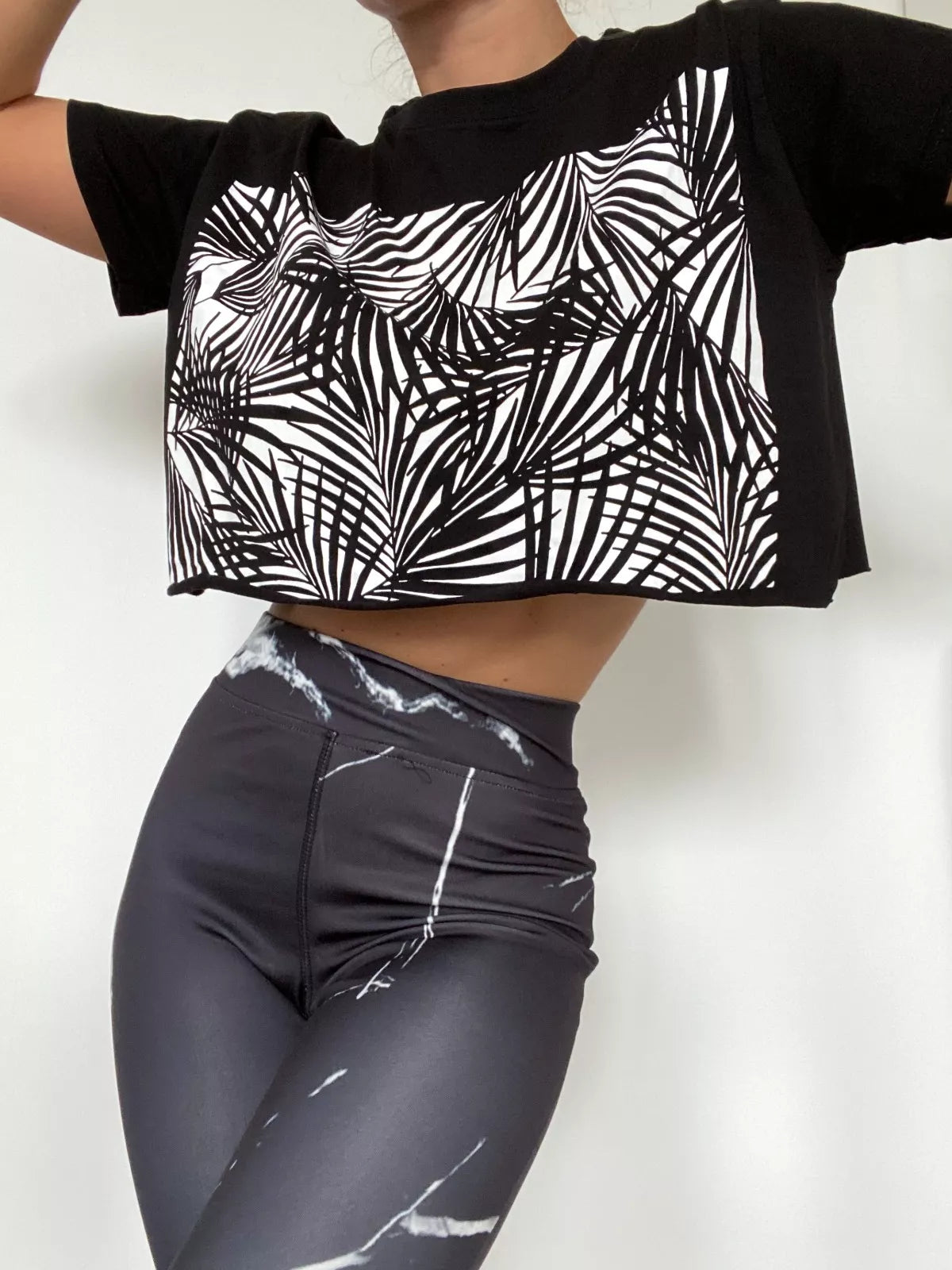 Juodas moteriškas sportinis komplektas Thunder