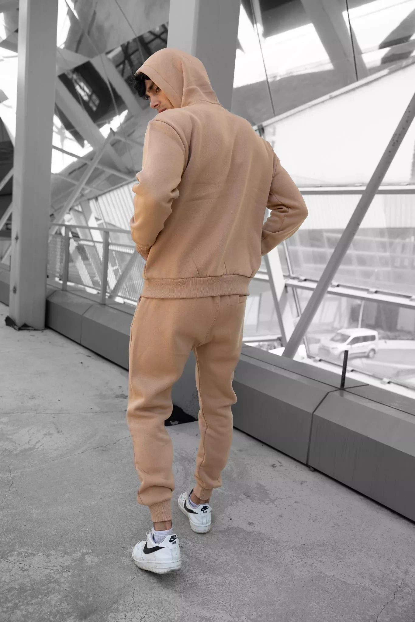 Šviesiai rudas komplektas su gobtuvu Zipos