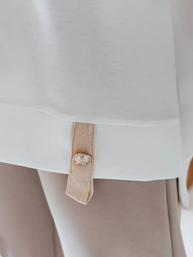 Moteriška oversize tipo balti marškinėliai Shine