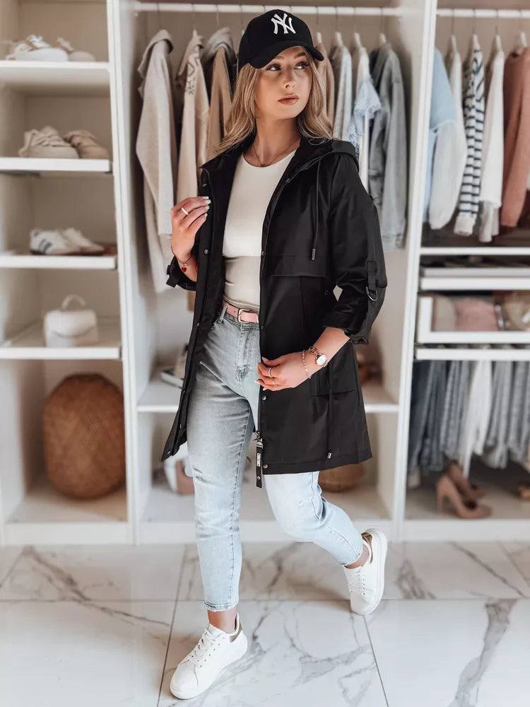 Juoda moteriška striukė Modo