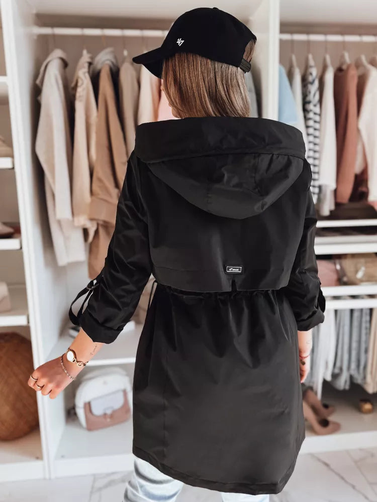 Juoda moteriška striukė Modo