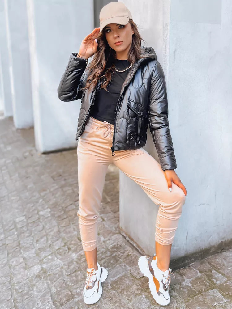 Moteriška juoda striukė Wool