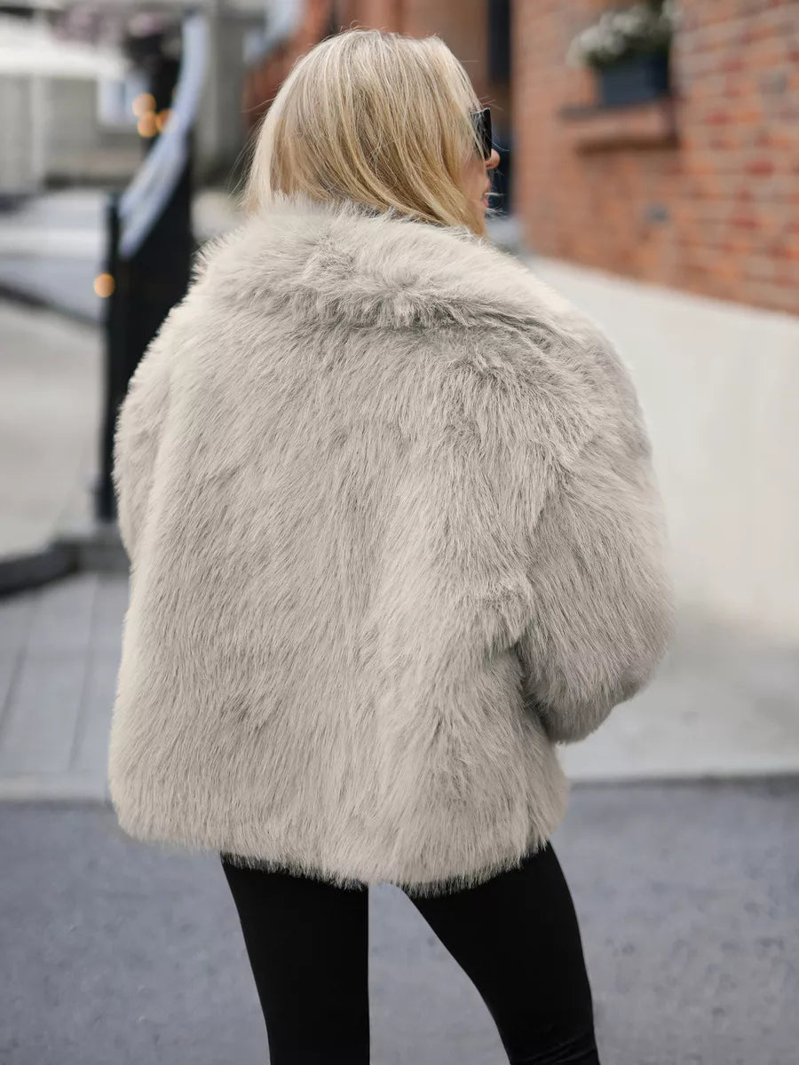 Moteriška dirbtinio kailio pilka striukė Sofin