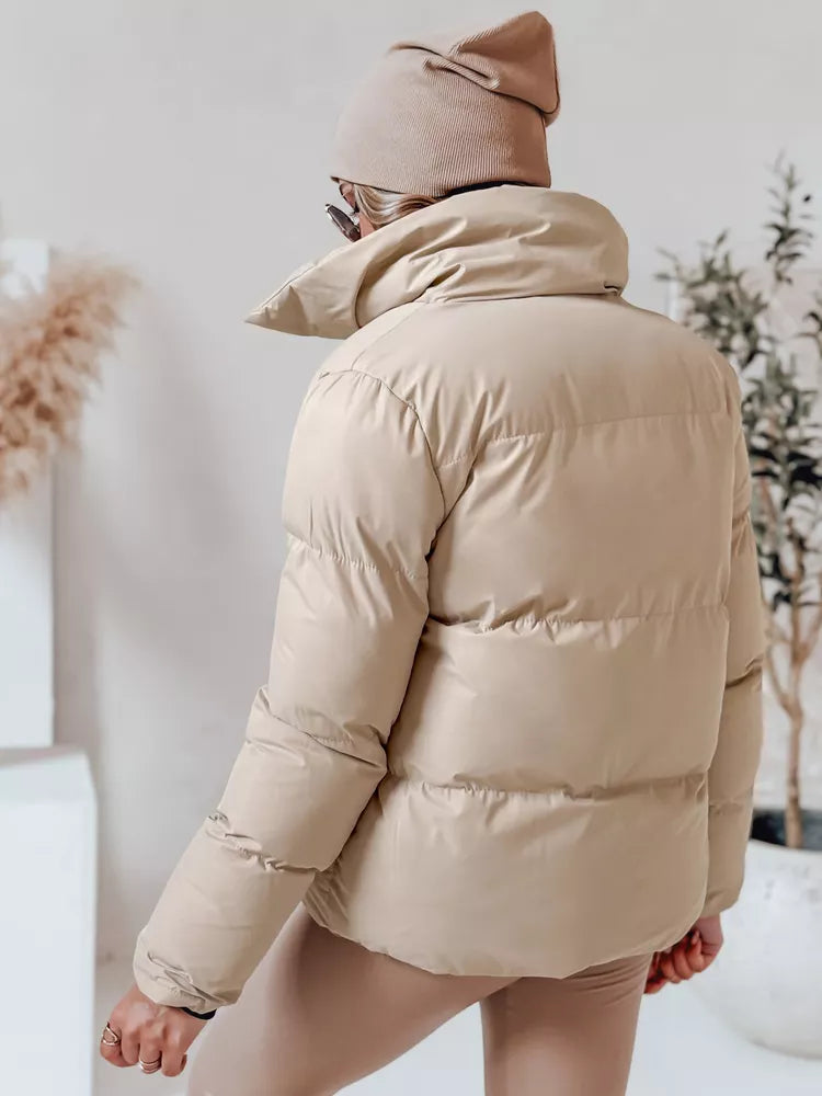 Moteriška žiemeinė šviesiai rusvos spalvos striukė Lari