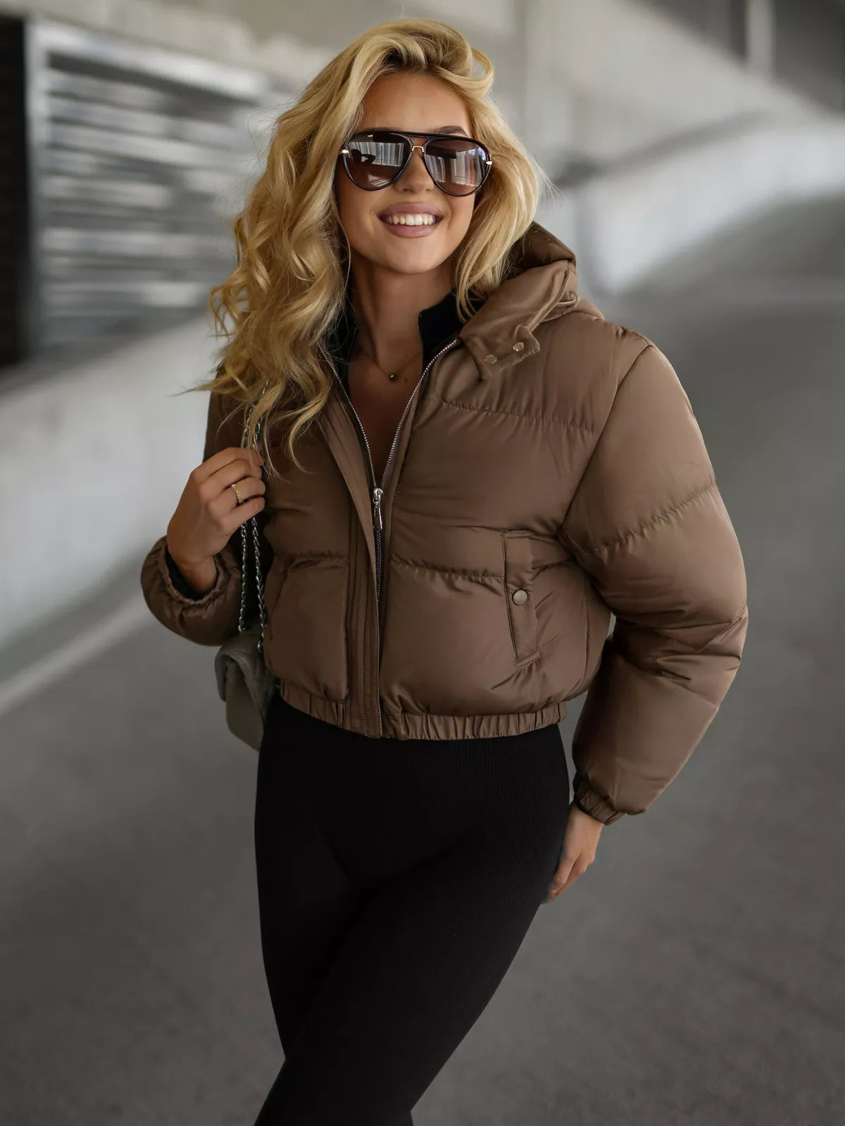 Moteriška ruda striukė Trini