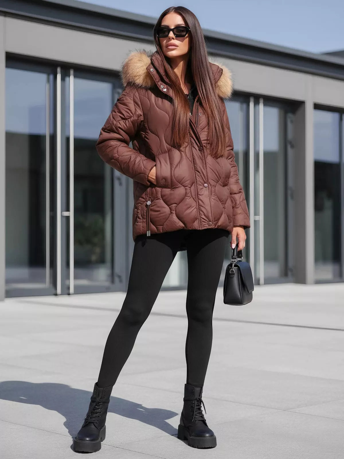 Moteriška rudos spalvos striukė Mona