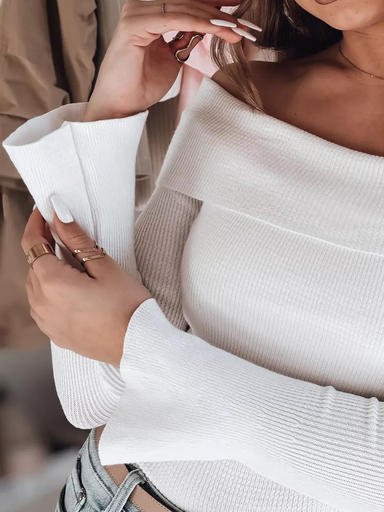 Moteriškas baltos spalvos megztinis Show