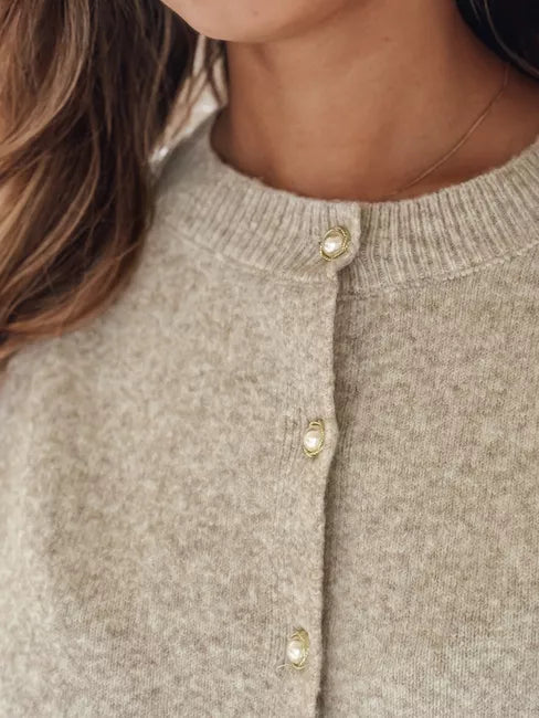 Moteriškas tamsiai rusvos spalvos megztinis Selin