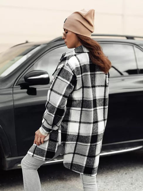 Moteriškas juodas marškinių stiliaus švarkas Plaidify