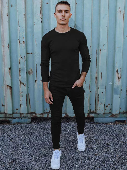 Vyriškas juodas megtinis Mika