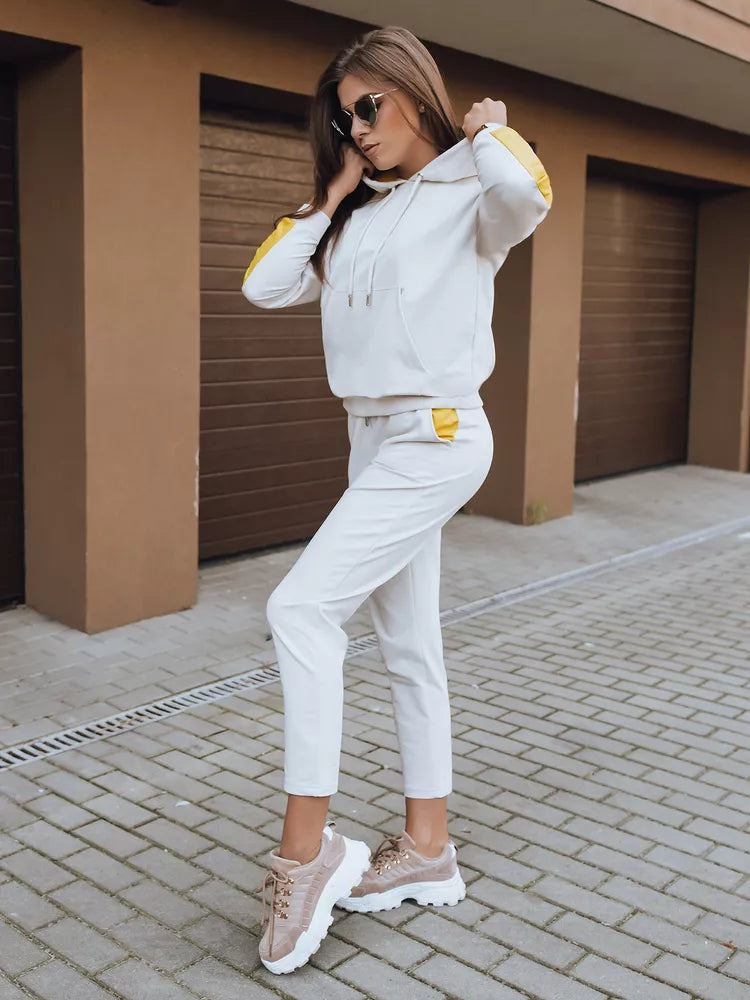 Moteriškas baltos spalvos komplektas Duo