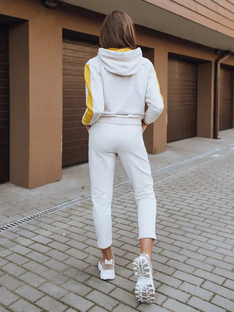 Moteriškas baltos spalvos komplektas Duo