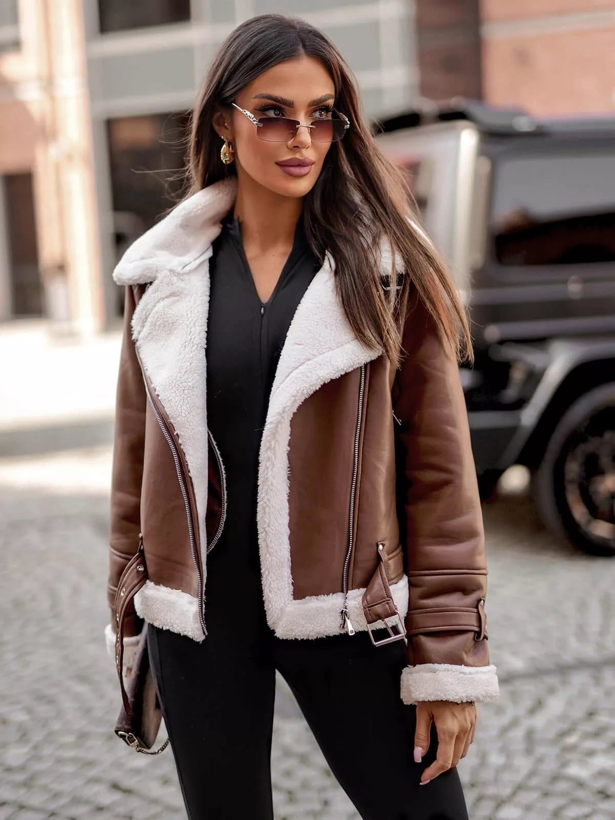 Moteriška ruda odinė striukė su kailiuku Elen