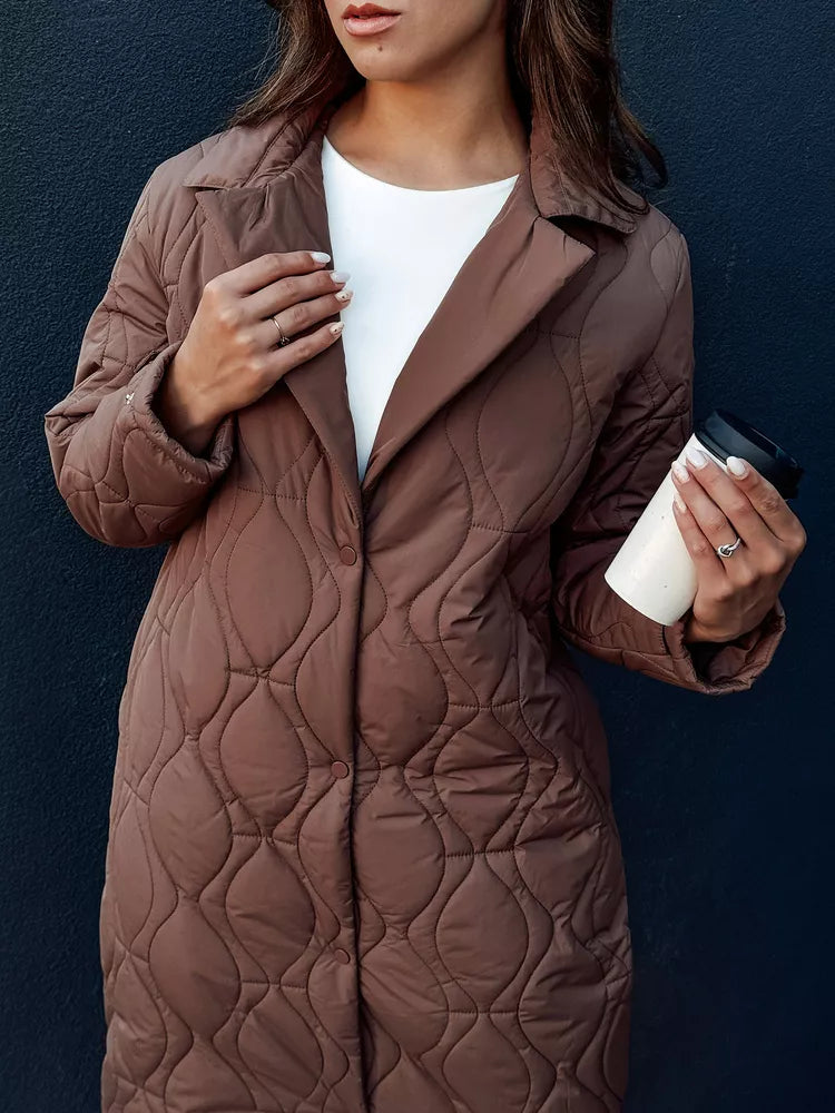 Moteriškas rudas dygsniuotas paltas Dify