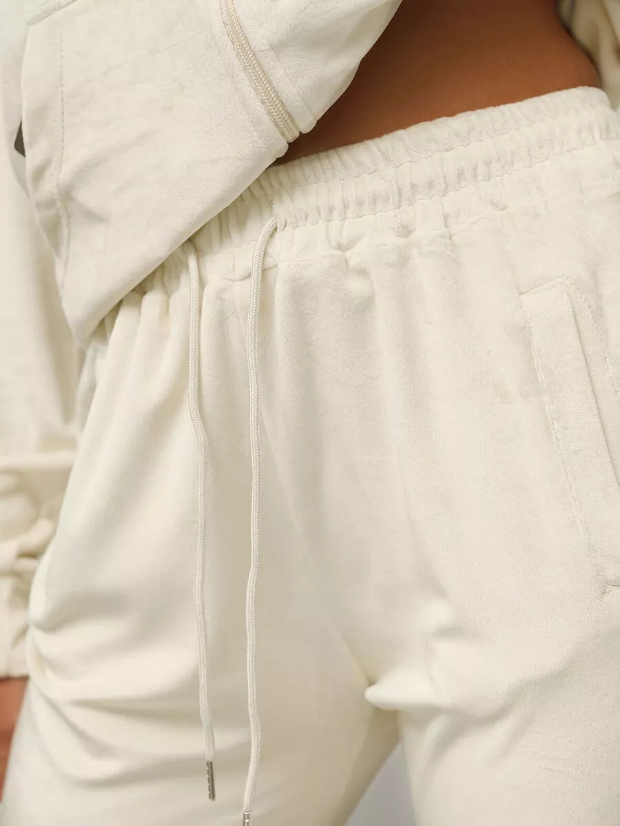 Moteriškas rusvas veliūrinis komplektas Softi