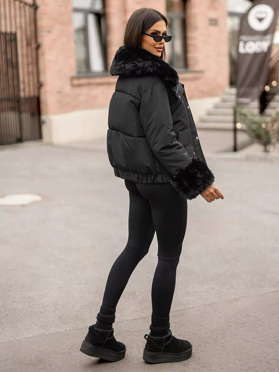 Moteriška juoda striukė Lara