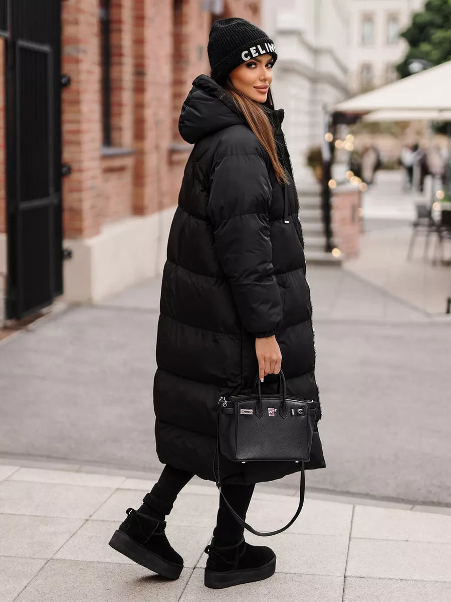 Moteriškas juodos spalvos paltas Izabel