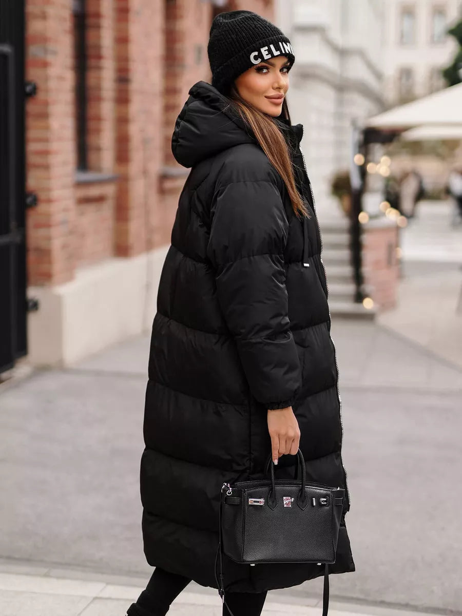 Moteriškas juodos spalvos paltas Izabel