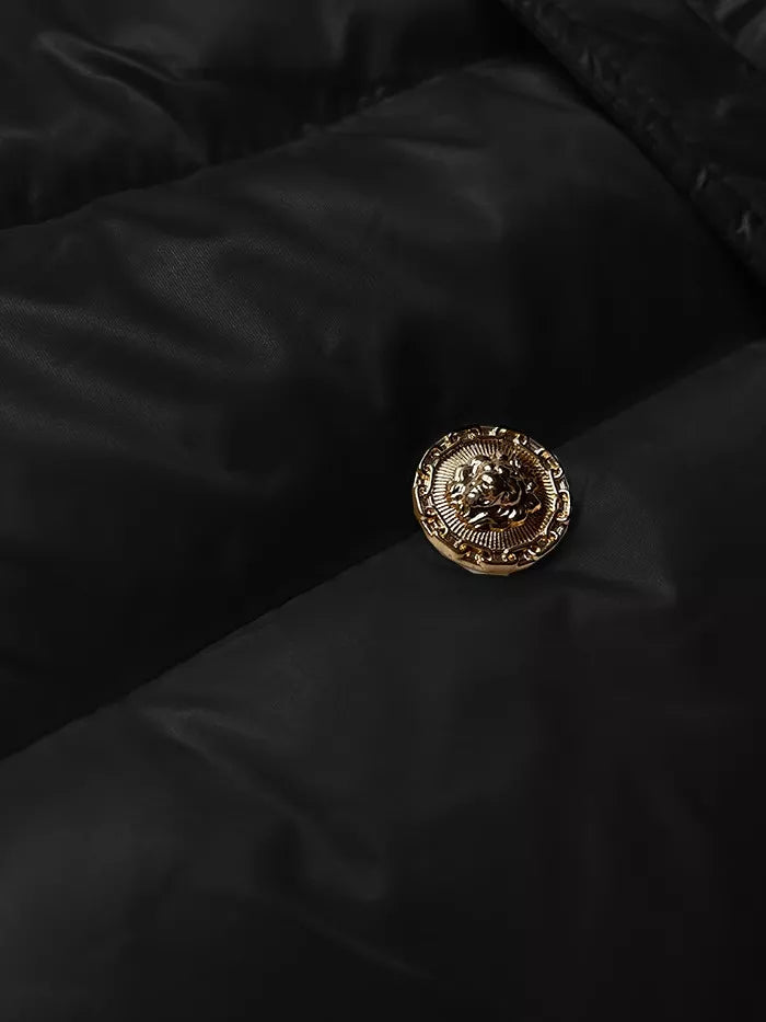 Moteriškas paltas su aksinėmis sagomis Karum