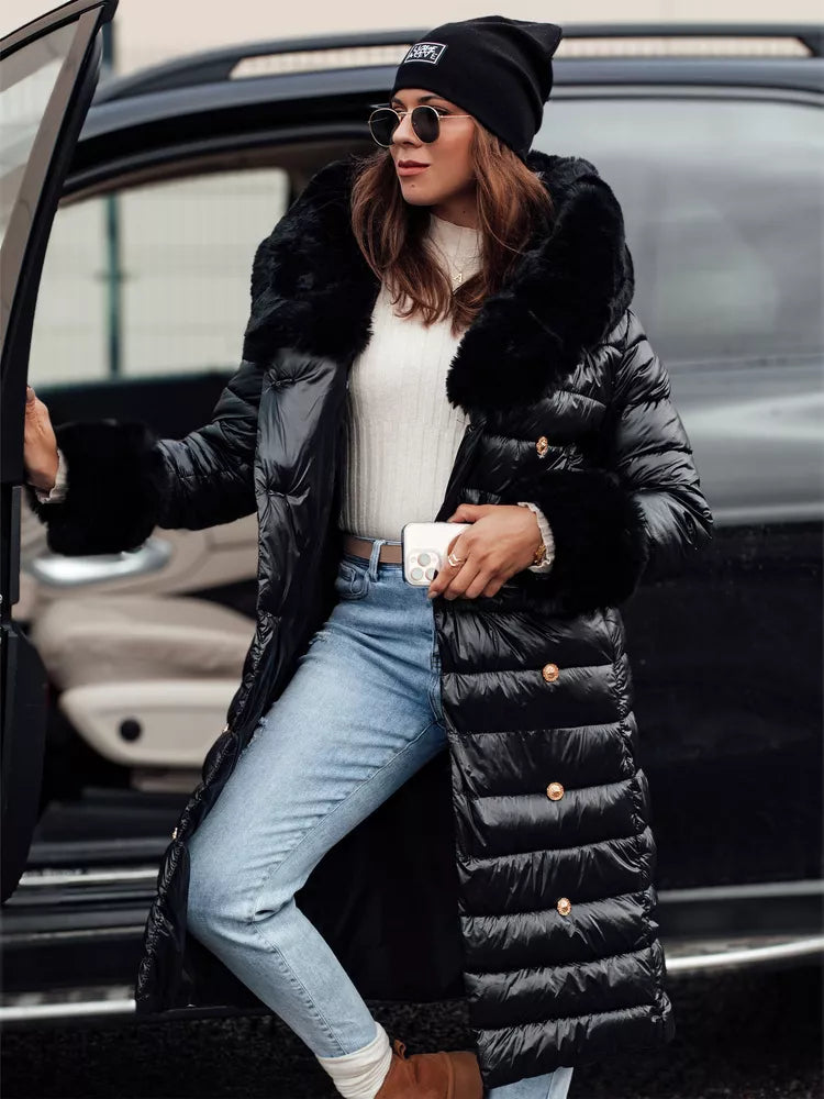 Moteriškas paltas su aksinėmis sagomis Karum