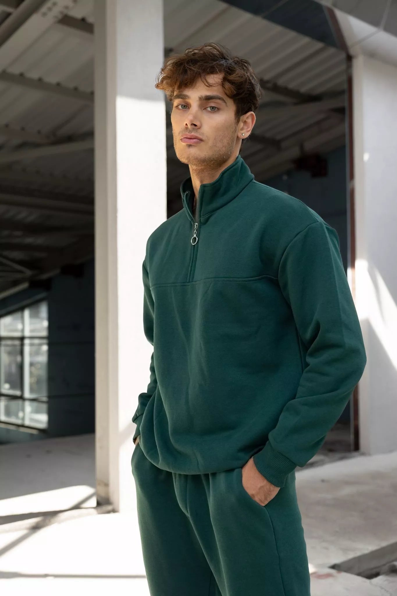 Tamsiai žalias vyriškas komplektas Gerol