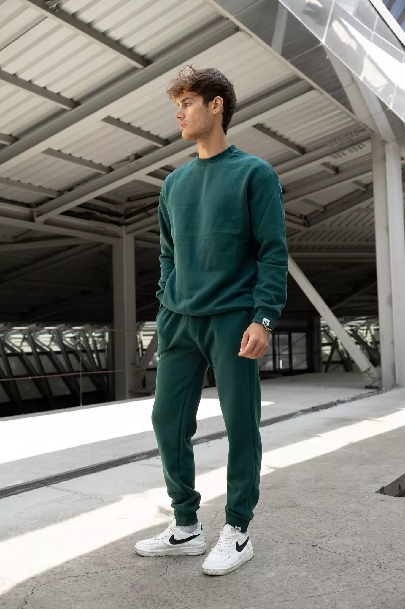 Tamsiai žalias vyriškas komplektas Lipo