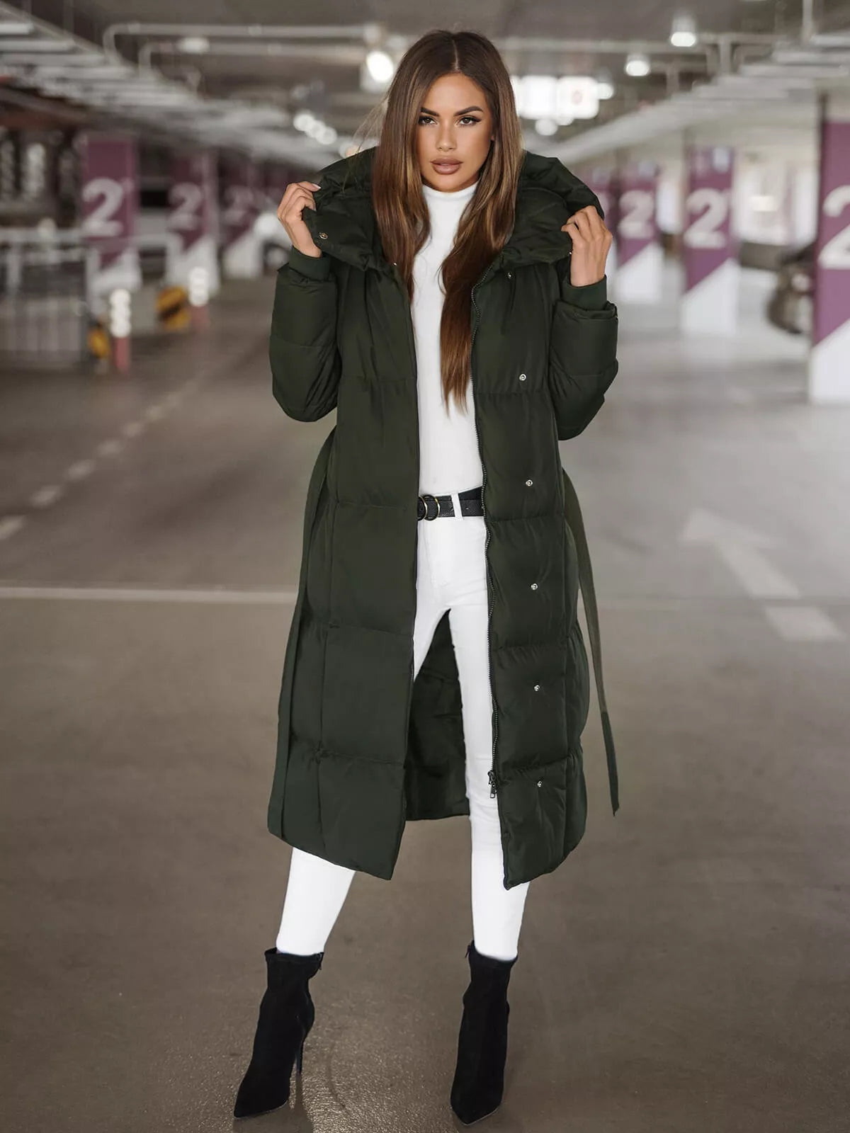 Tamsiai žalios spalvos žieminis paltas Marisol