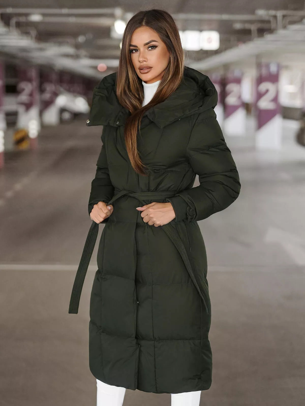 Tamsiai žalios spalvos žieminis paltas Marisol