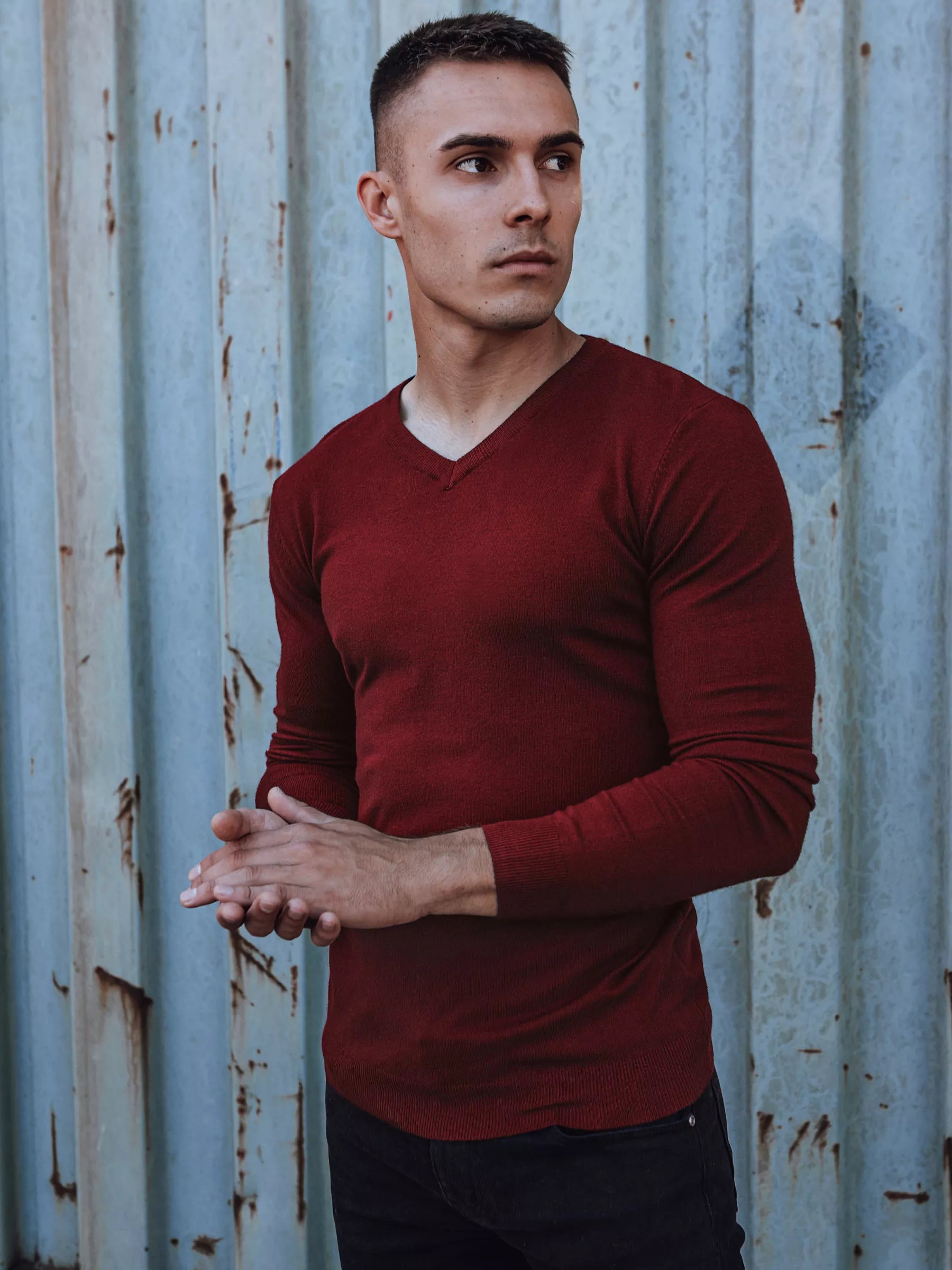 Bordo vyriškas megztinis Henri