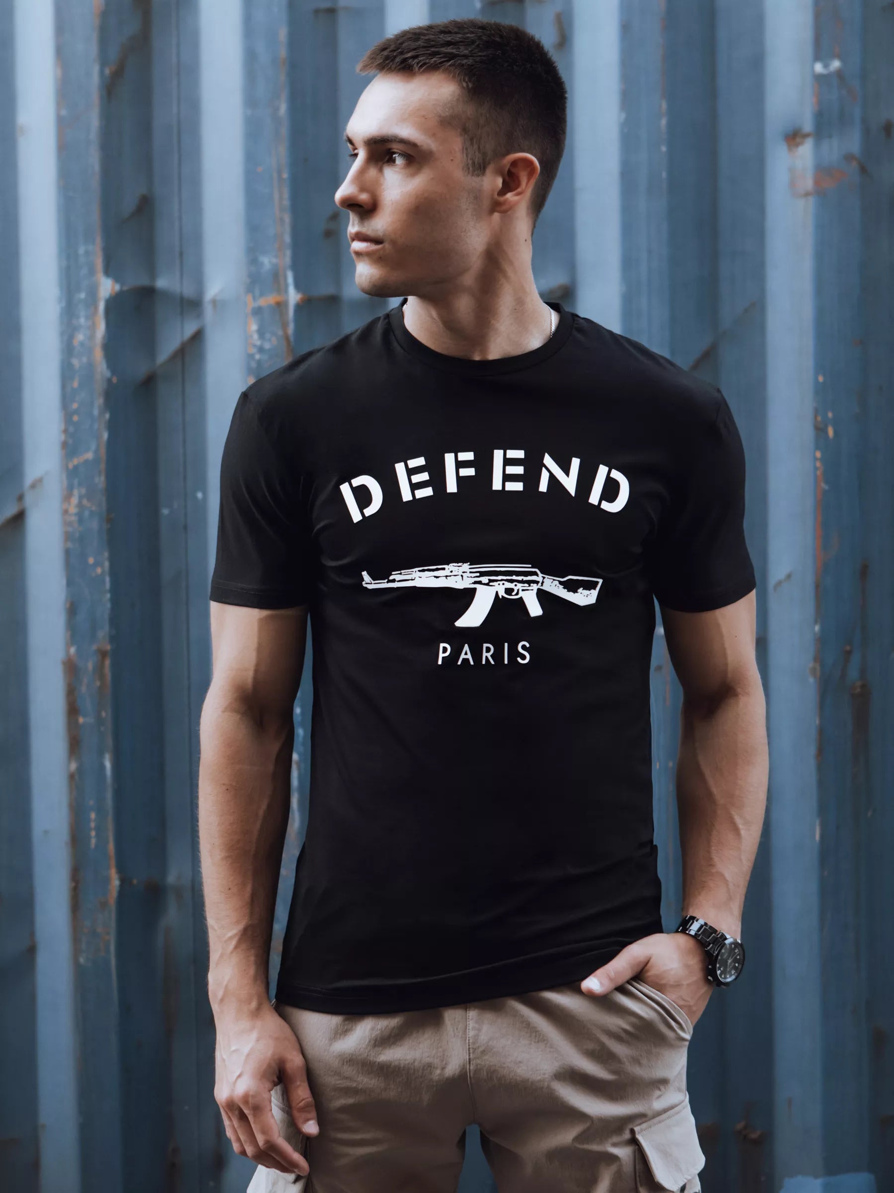 Vyriški juodi marškinėliai Defend