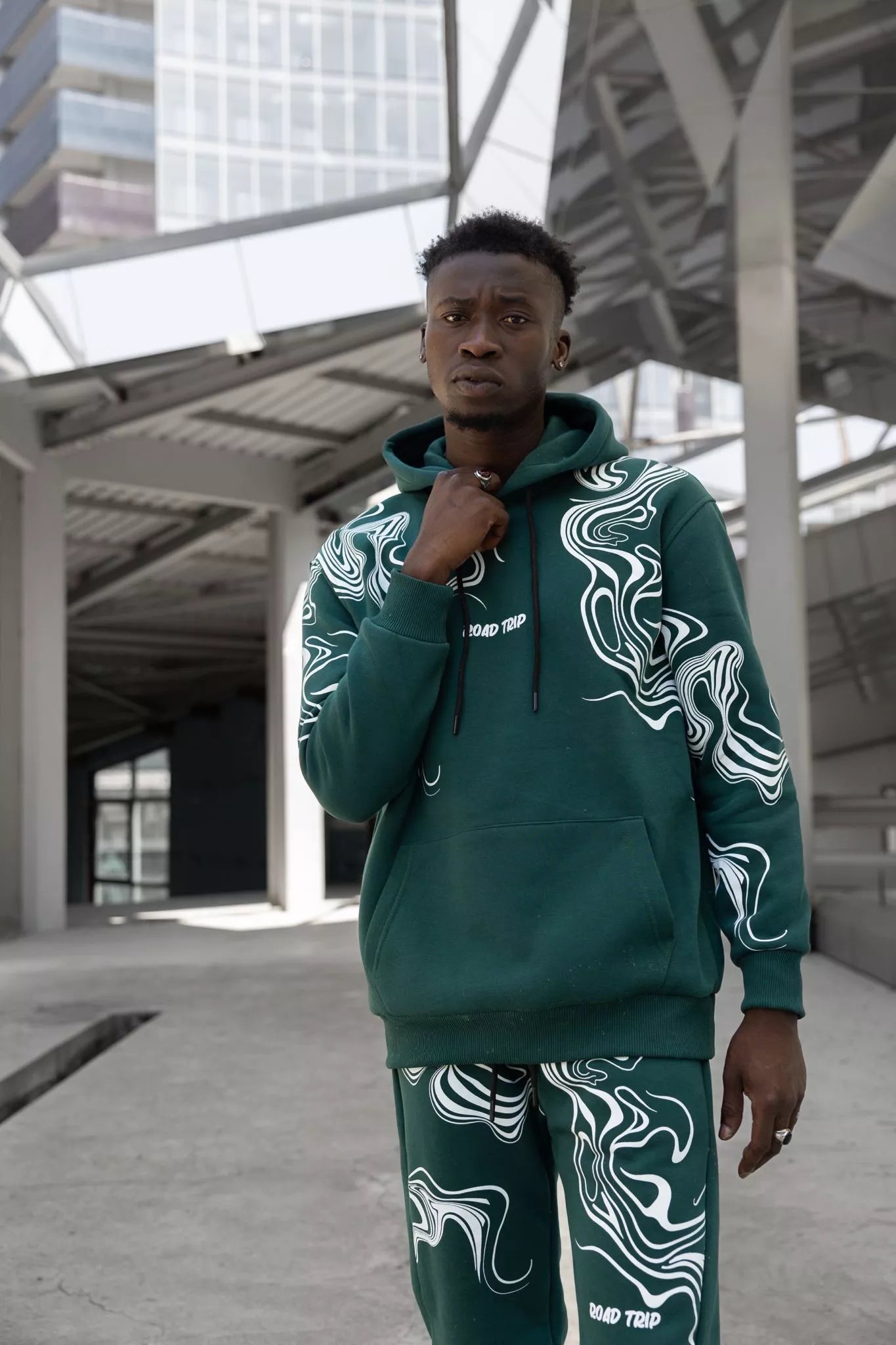 Vyriškas žalias sportinis kostiumas Road Trip