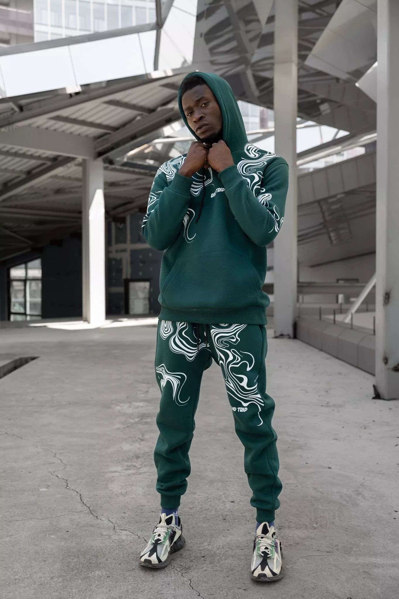 Vyriškas žalias sportinis kostiumas Road Trip