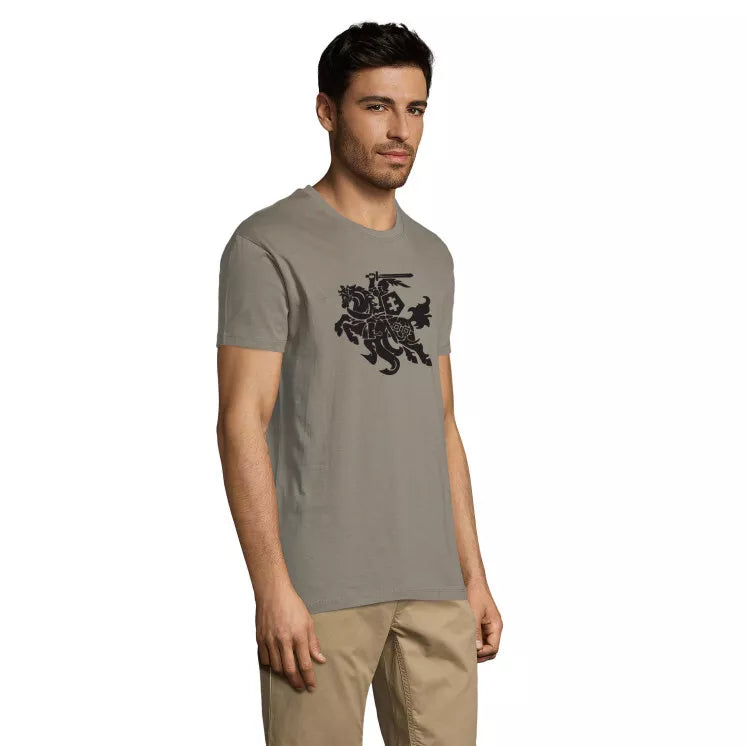 Šviesiai chaki vyriški marškinėliai  VYTIS juodas